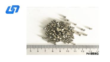 Pellet e particelle di nichel Ni utilizzati per elettrodi evaporati